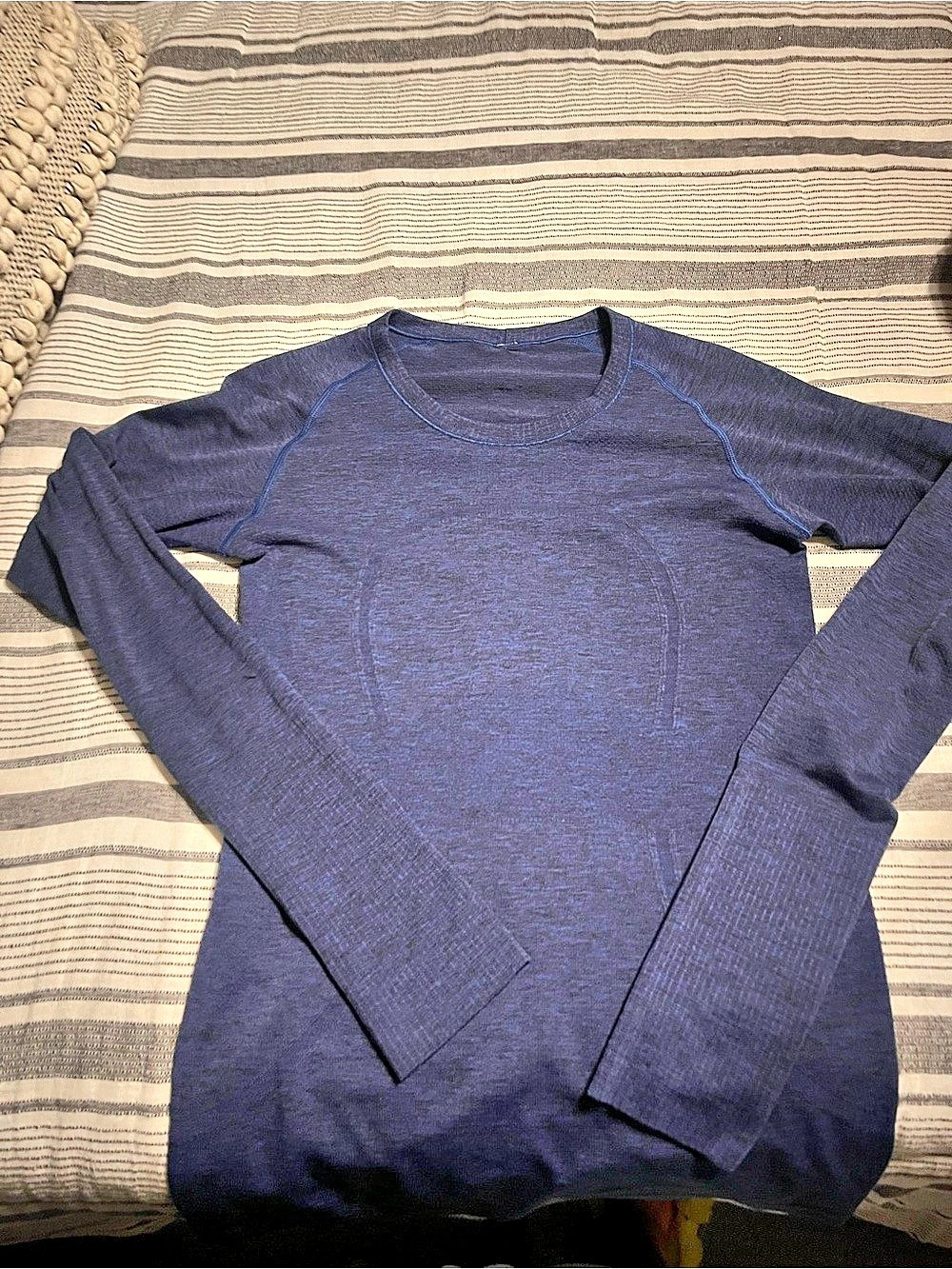Lululemon Swiftly Tech Long-Sleeve Shirt 2.0 Blue